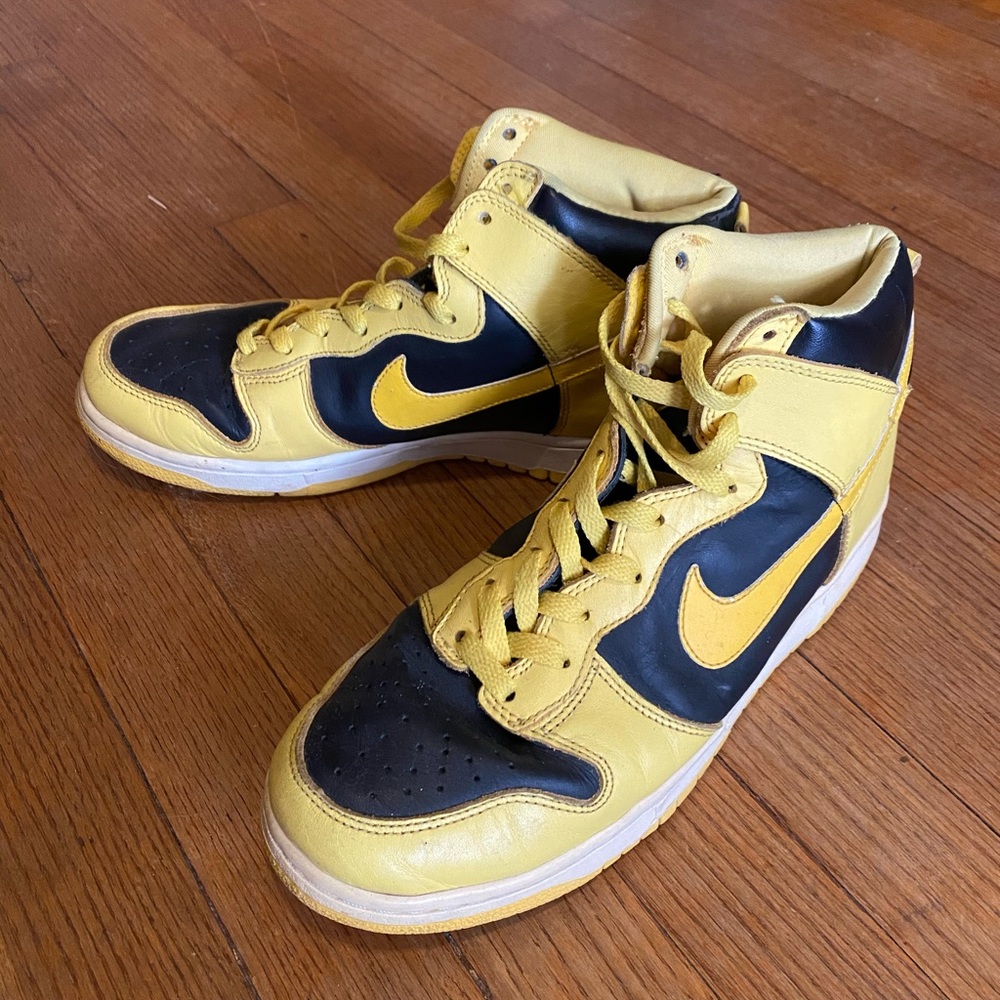 1999 Nike Dunk High LE Goldenrod